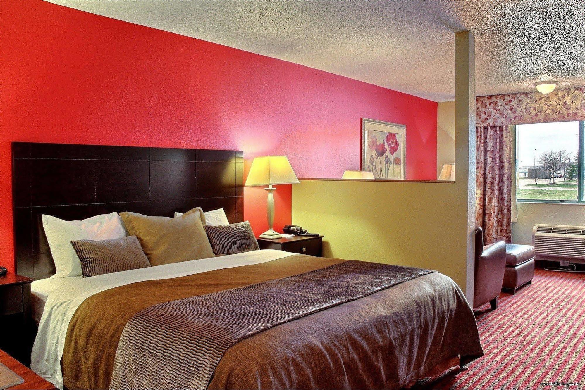 Comfort Inn & Suites At I-74 And 155 Morton Quarto foto