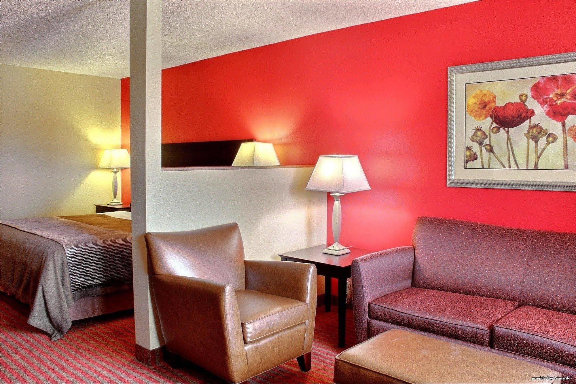 Comfort Inn & Suites At I-74 And 155 Morton Quarto foto